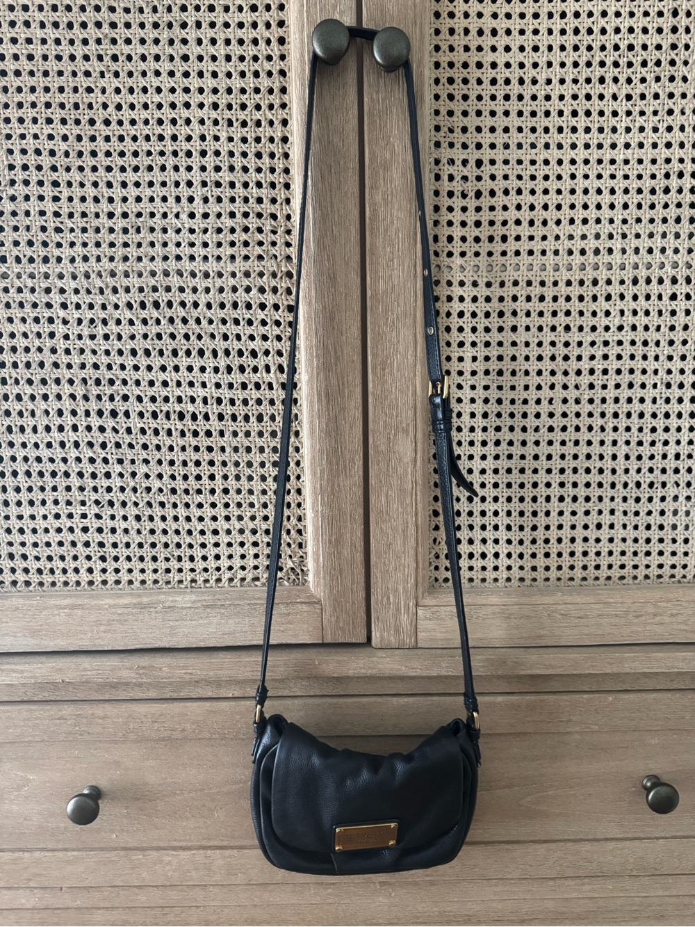 Marc by Marc Jacobs Black Leather Crossbody Shoulder Bag with Gold Plate
